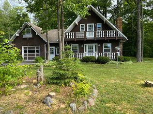 9093 E Hay Point Rd, Sault Sainte Marie, MI 49783