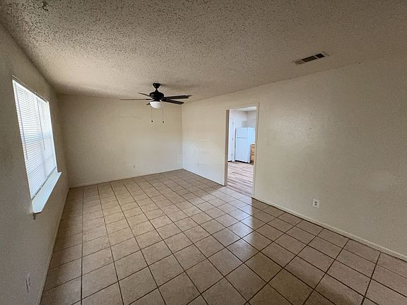 2nd image of 304 N 6th St