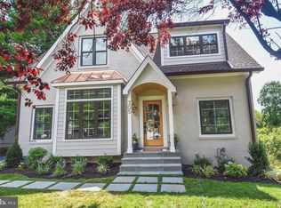 305 Rollins St, Falls Church, VA 22046