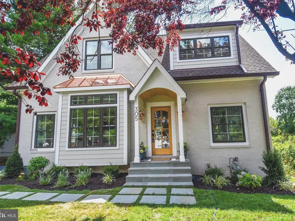 305 Rollins St, Falls Church, VA 22046