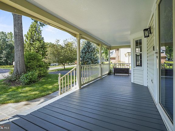 4th image of 12583 McIntire Dr