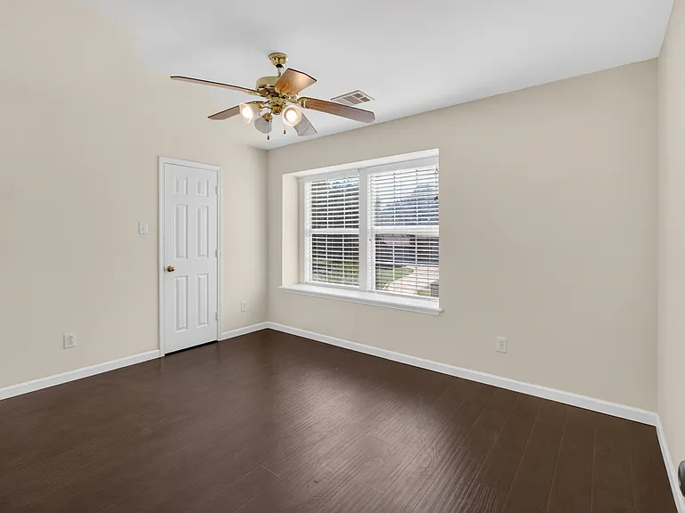 7903 Clear Fork Trl — Photo 25