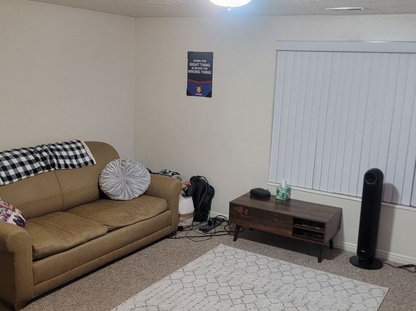 443 S State St Unit 207