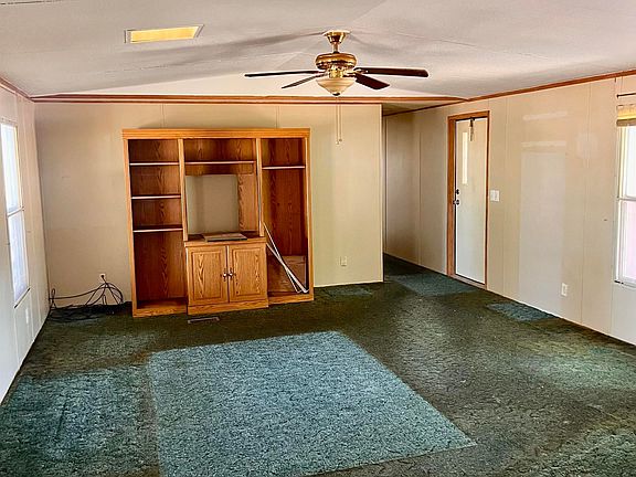 4th image of 255 Apache Rd