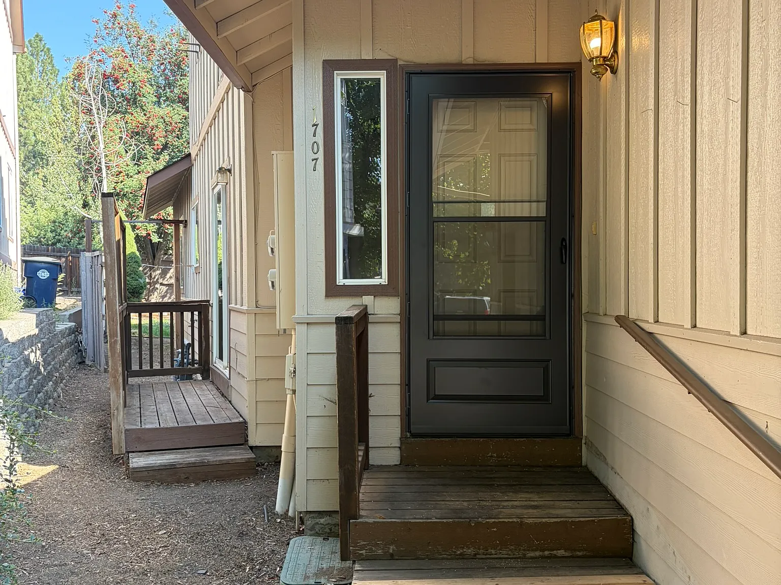 3 bed, 1526 sqft, $2,195 — Photo 2