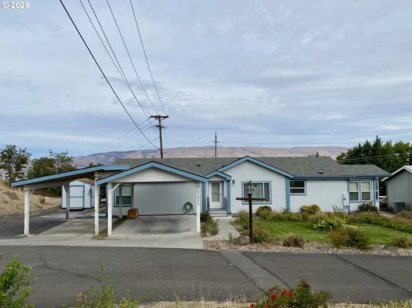 2003 Dry Hollow Rd, The Dalles, OR 97058