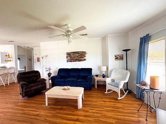 3rd image of 14530 Clipper Ct