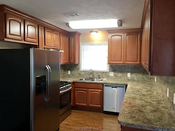 2nd image of 1005 Holleman Dr