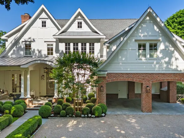 18 Perryridge Rd, Greenwich, CT 06830