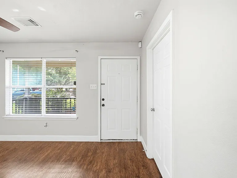 11723 Greenmesa Dr — Photo 6