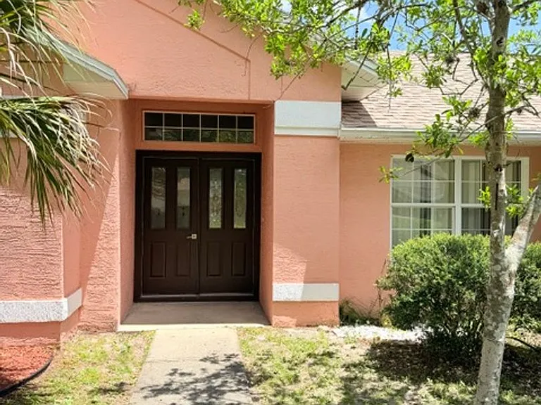 20 Palm Ln — Photo 4