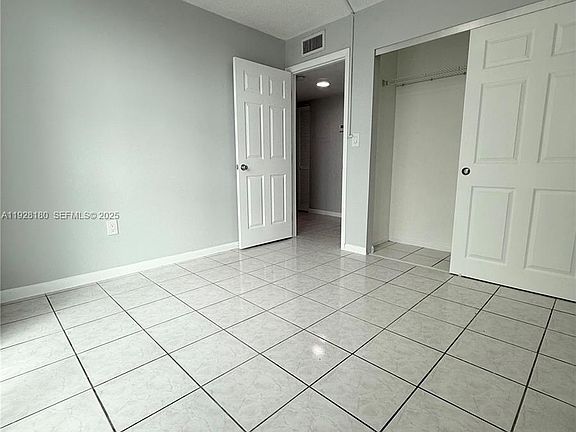 4th image of 11790 SW 18th St APT 220