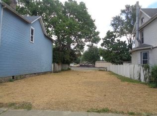 322 S 3rd St, Miamisburg, OH 45342