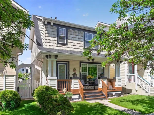 121 Prestwick Park SE, Calgary, AB T2Z 3L6