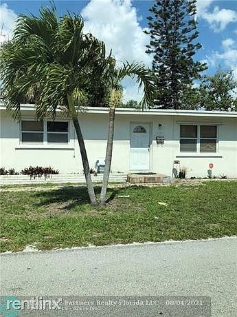 1st image of 1720 N 22nd Ave
