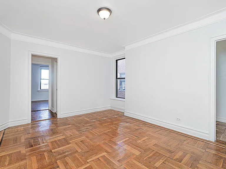 9524 Fort Hamilton Pkwy #601 — Photo 3