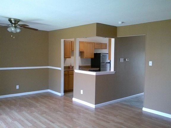 LR/DR - Kitchen view