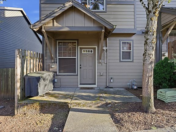 2nd image of 38528 Galway St