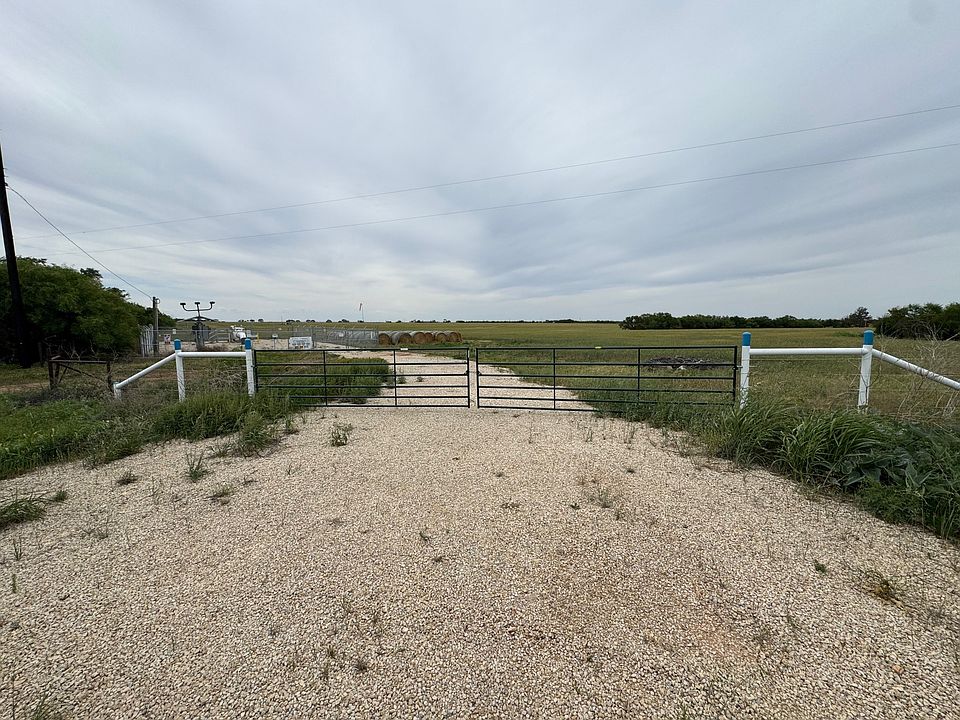 2nd image of County Road 103 N