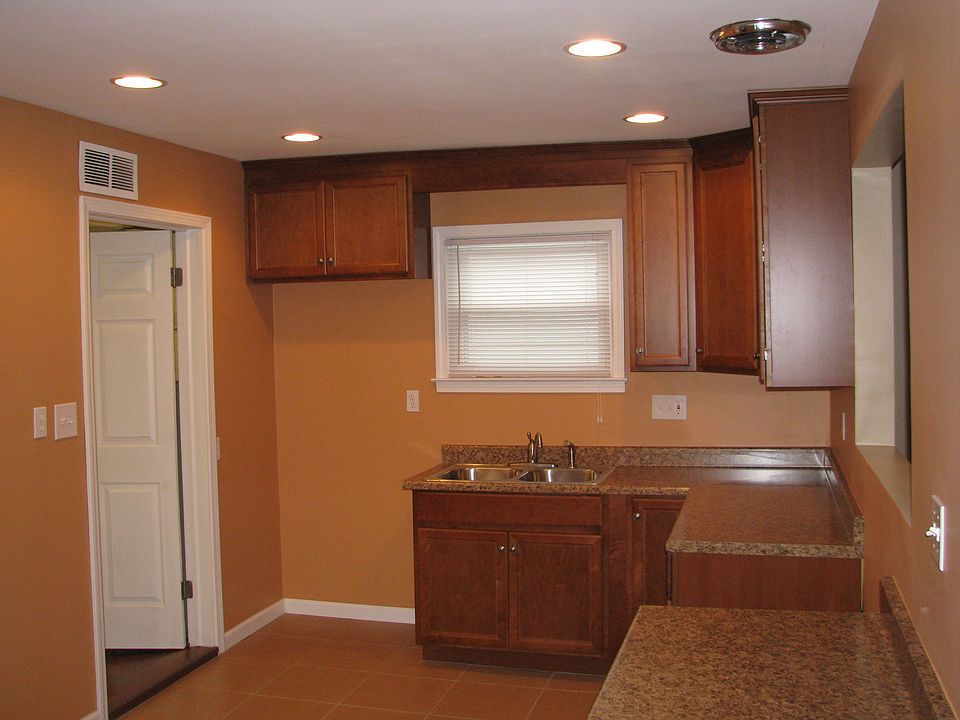 1st image of 17261 Oconnor Ave