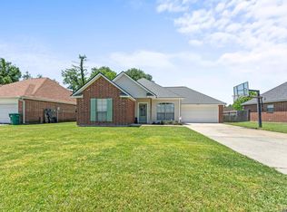 23665 Whitehall Ave, Denham Springs, LA 70726
