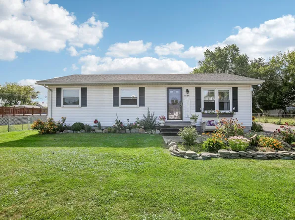 1029 Bashaw St, Monroe, MI 48161