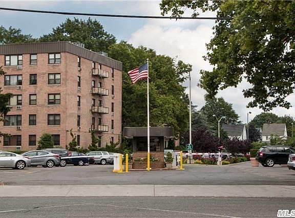 2nd image of 1 Birchwood Ct APT 5O