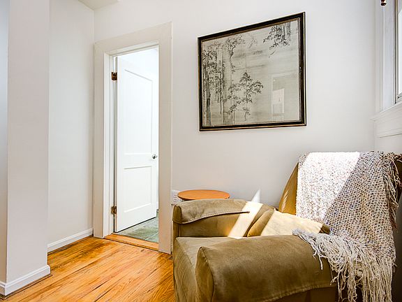 Reading nook or home office