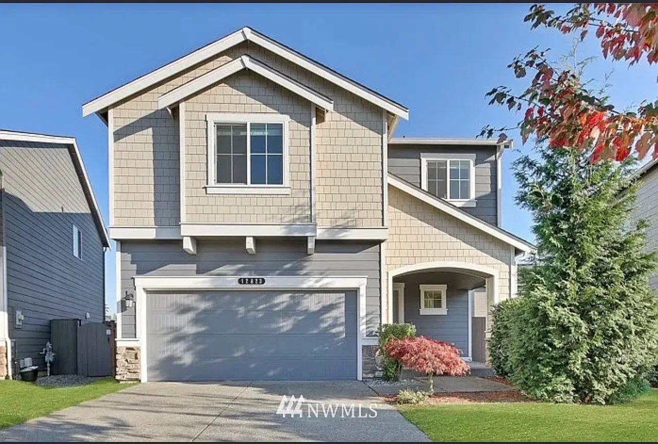 4 bed, 2297 sqft, $4,500 — Photo 1