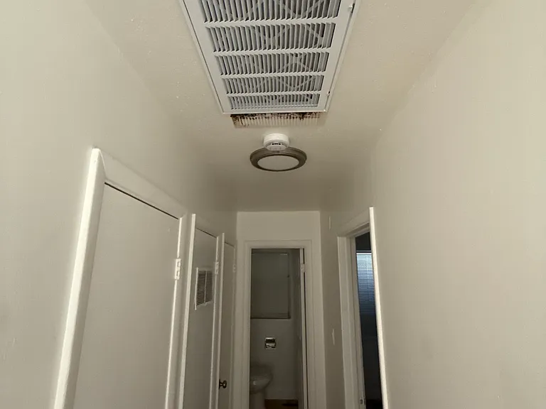 1614 E Arnold St — Photo 12