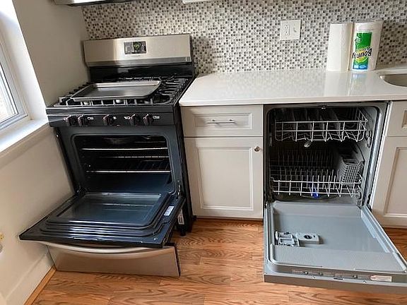 2nd image of 417 Fairmount Ave Floor 2