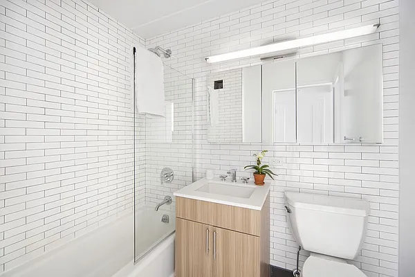 Rented by Pinnacle City Living | media 7