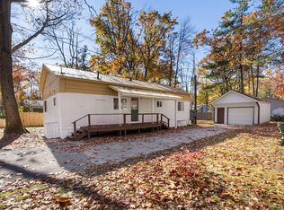 6120 Kellogg Dr, Gaylord, MI 49735