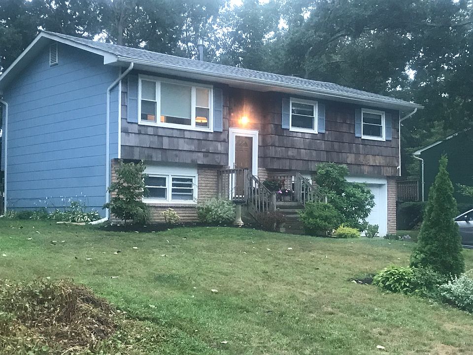 1st image of 899 Utah Dr