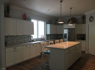 30 Transylvania Ave, Key Largo, FL 33037