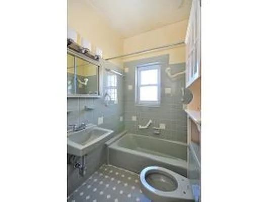 Sold by Keller Williams Realty Empire | media 5