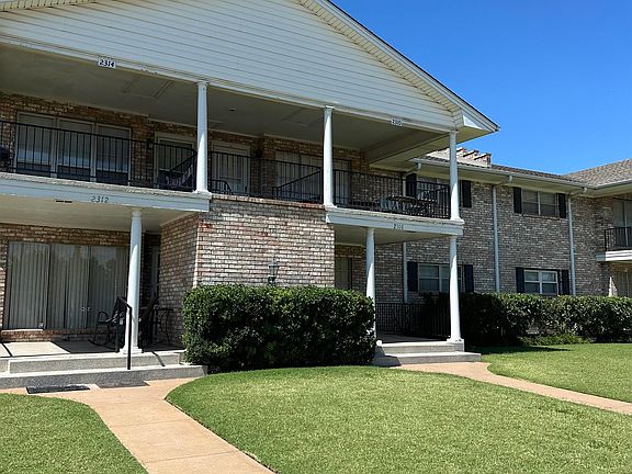 4th image of 2308 Indian Dr