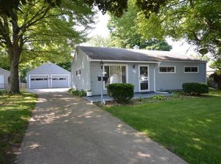 1210 Dennis Dr, South Bend, IN