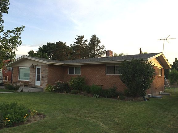3rd image of 593 Monte Vista Dr