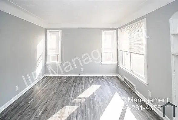 11915 E Granger Rd — Photo 9