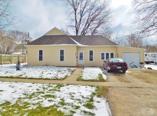 405 N Chestnut St, Jefferson, IA 50129