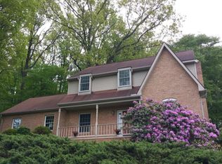 4136 Millbrook Rd, Mount Joy, PA 17552
