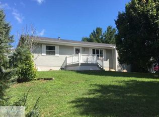 11749 Kinneville Rd, Eaton Rapids, MI 48827