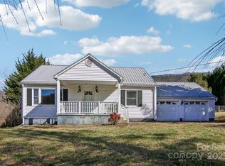 5133 Dutch Cove Rd, Canton, NC 28716