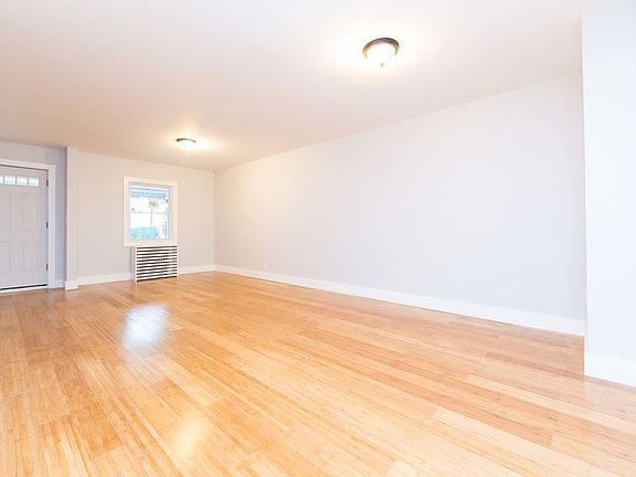 3rd image of 11335 Francis Lewis Blvd