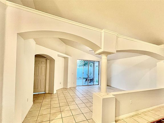 2nd image of 2538 Crown Ridge Cir