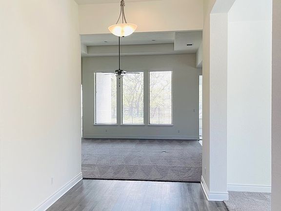 3rd image of 1445 Argyll Park