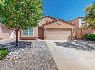 1033 Desert Paintbrush Loop NE, Rio Rancho, NM 87144