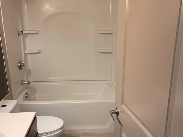277 W Main St, Marlborough, MA