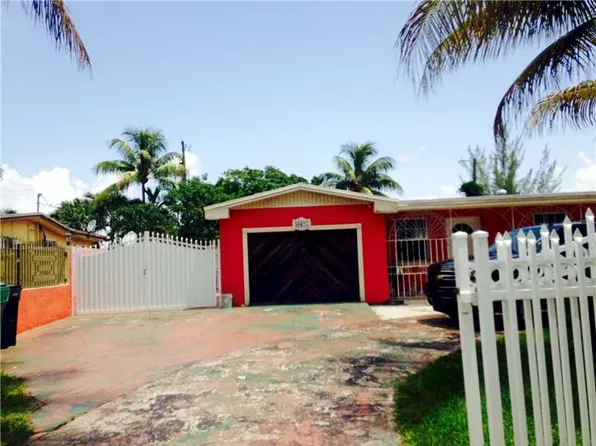 10825 SW 56th St, Miami, FL 33165